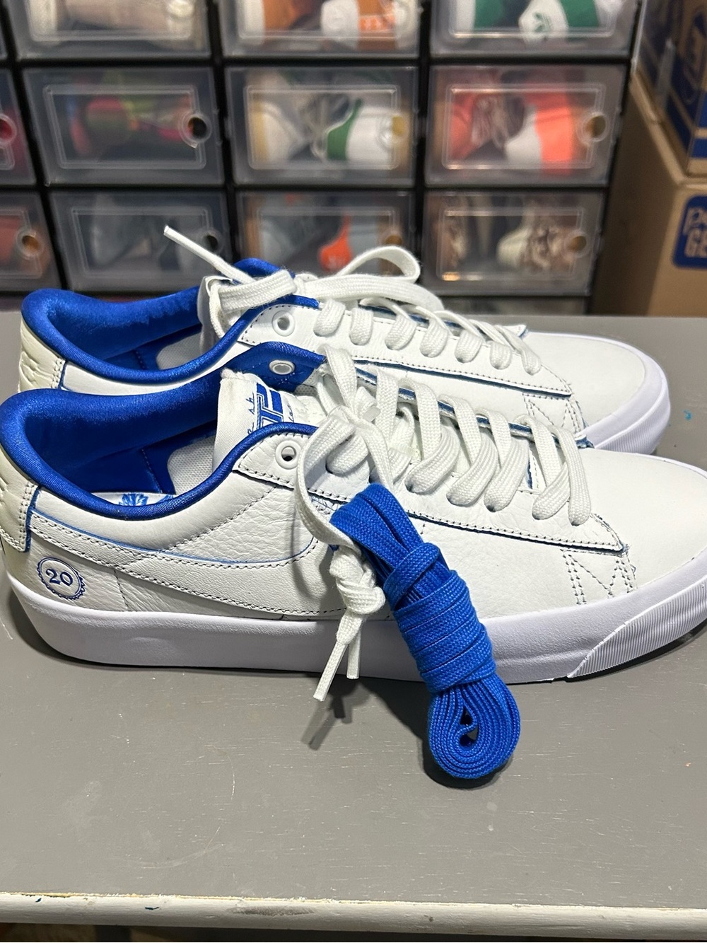 Nike GT Low Skate Sneakers in White and Blue Sz 8 - Picture 5 of 9